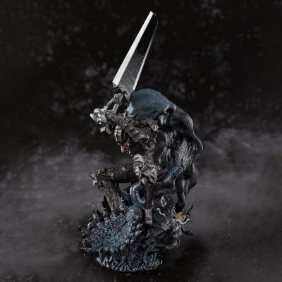 Figurine FiguartsZero Touche Métallique Berserk - Guts Berserker Armor